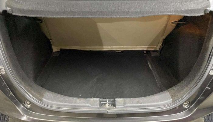 2018 Honda Jazz 1.2L I-VTEC V CVT, Petrol, Automatic, 86,084 km, Boot Open Zoomed View