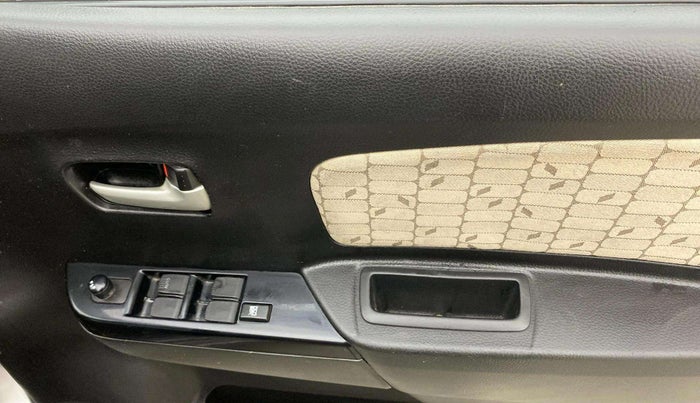 2018 Maruti Wagon R 1.0 VXI, Petrol, Manual, 32,002 km, Driver Side Door Panels Control