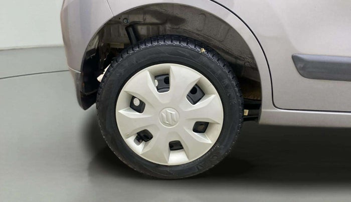 2018 Maruti Wagon R 1.0 VXI, Petrol, Manual, 32,002 km, Right Rear Wheel