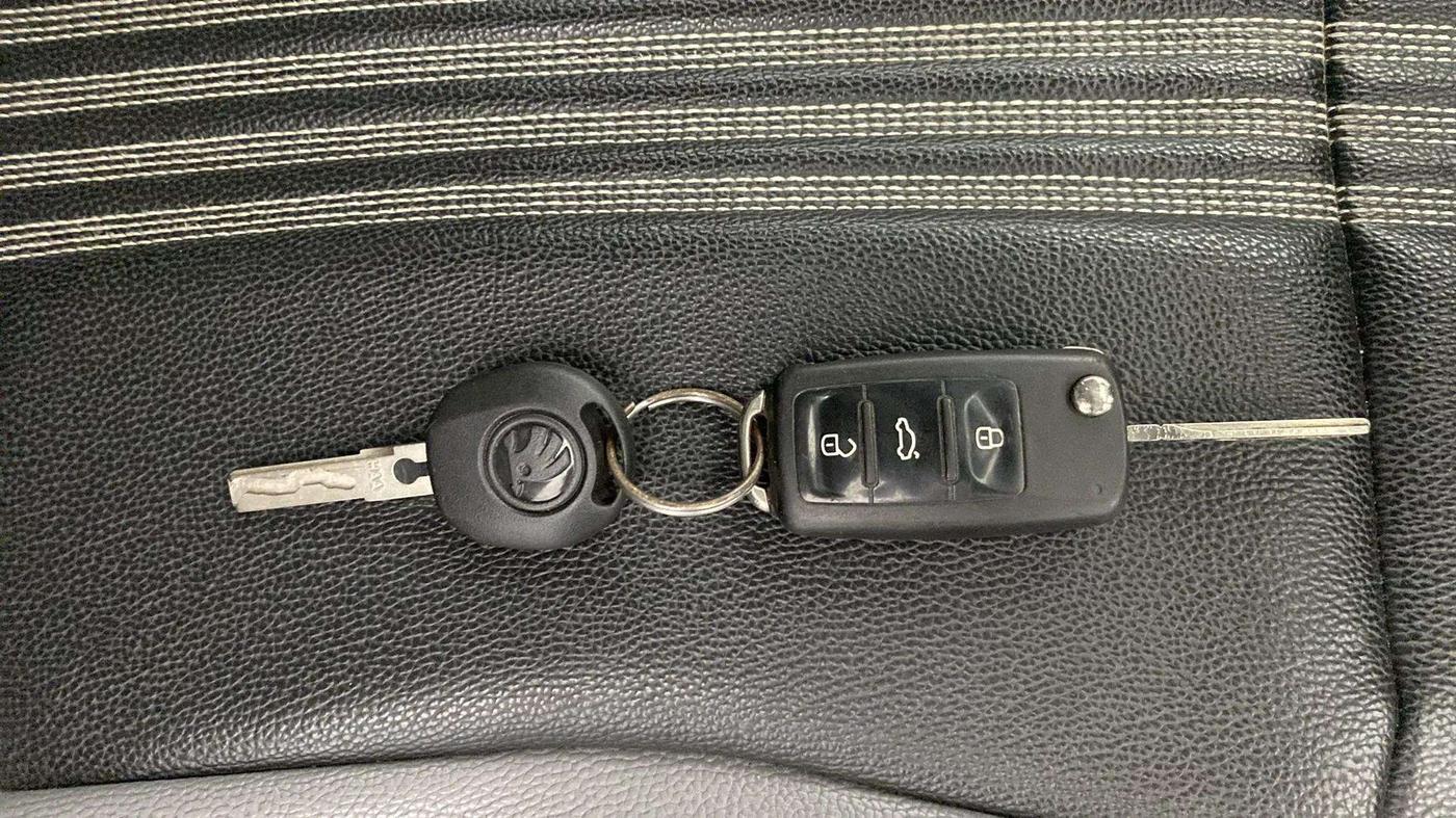 2019 Skoda Rapid STYLE 1.6 MPI, Petrol, Manual, 75,465 km, Key Close Up
