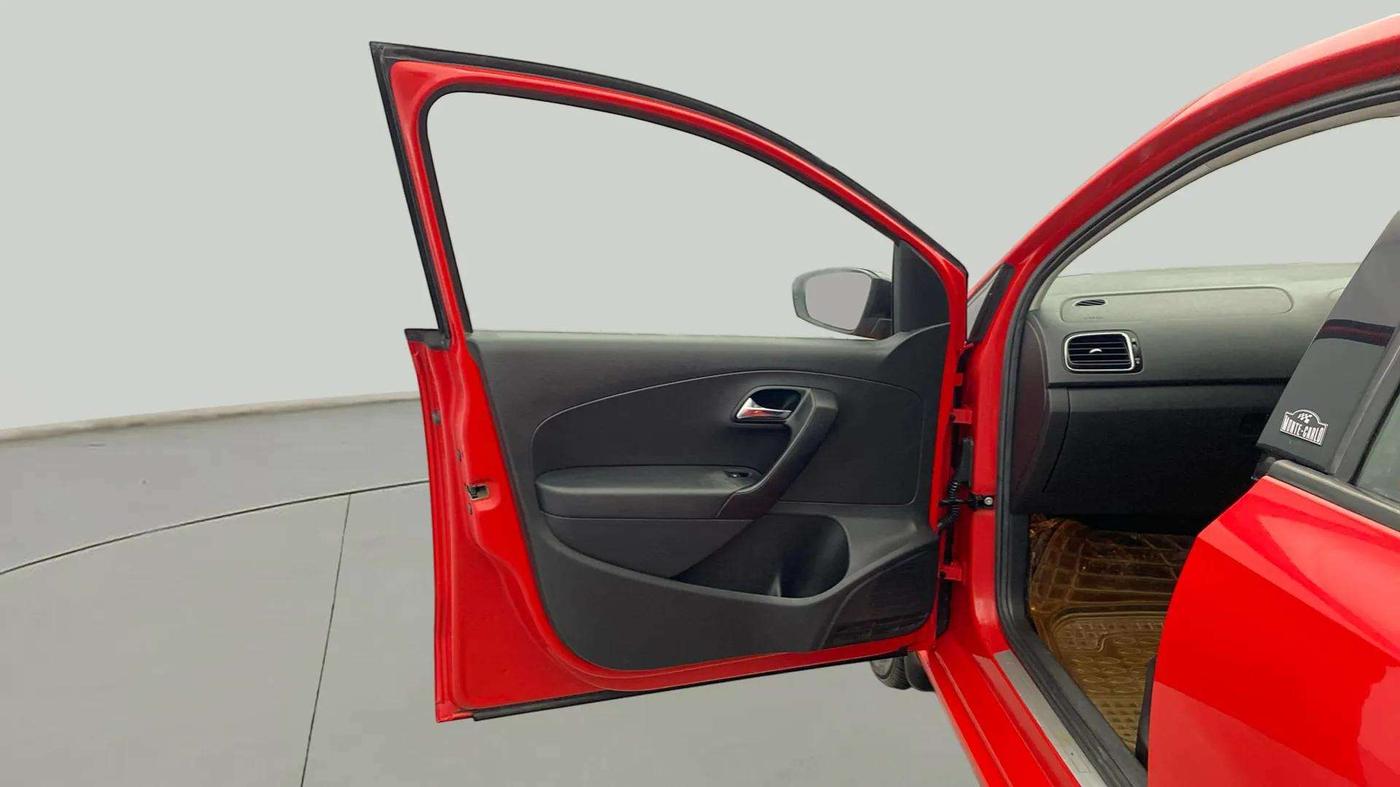 2019 Skoda Rapid STYLE 1.6 MPI, Petrol, Manual, 75,465 km, LHS Front Door