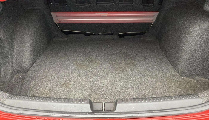 2019 Skoda Rapid STYLE 1.6 MPI, Petrol, Manual, 75,465 km, Boot Inside
