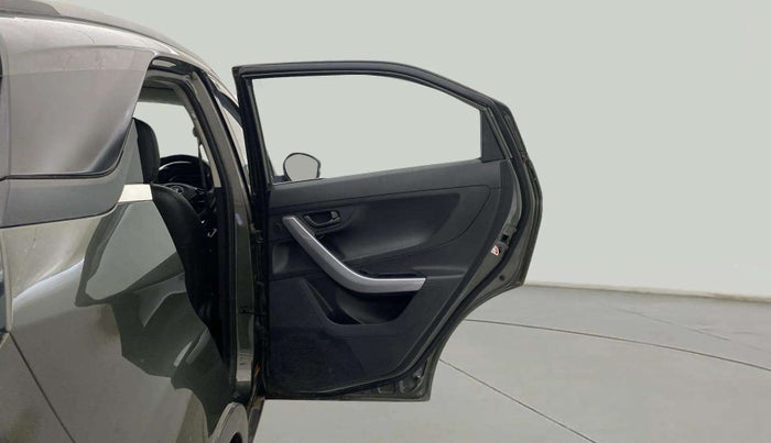 2022 Tata NEXON XM PLUS SUNROOF PETROL, Petrol, Manual, 35,893 km, RHS Rear Door