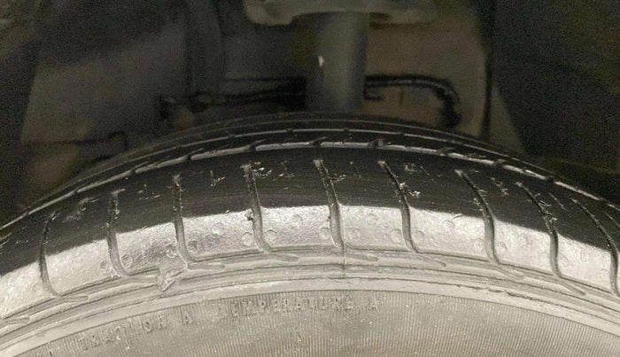 2022 Tata NEXON XM PLUS SUNROOF PETROL, Petrol, Manual, 35,893 km, Left Front Tyre Tread