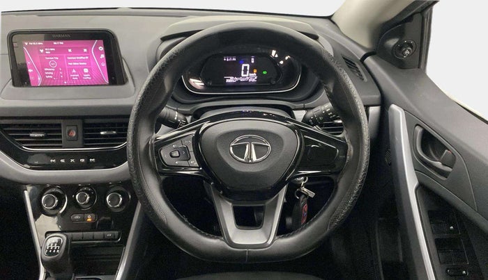 2022 Tata NEXON XM PLUS SUNROOF PETROL, Petrol, Manual, 35,893 km, Steering Wheel Close Up