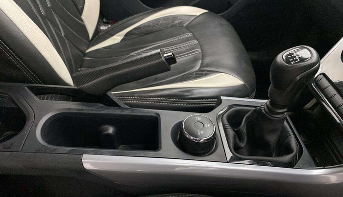 2022 Tata NEXON XM PLUS SUNROOF PETROL, Petrol, Manual, 35,893 km, Gear Lever