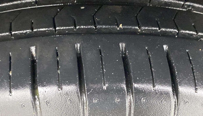 2024 Toyota Glanza G, Petrol, Manual, 13,879 km, Left Front Tyre Tread