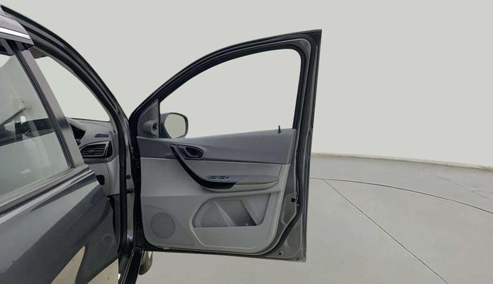 2022 Tata TIGOR XZ CNG, CNG, Manual, 24,941 km, RHS Front Door