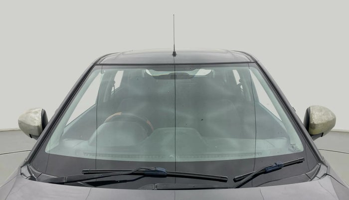 2017 Maruti Vitara Brezza LDI (O), Diesel, Manual, 99,569 km, Front Windshield