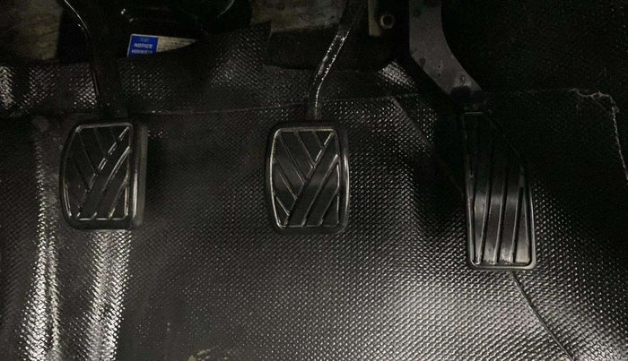 2017 Maruti Vitara Brezza LDI (O), Diesel, Manual, 99,569 km, Pedals