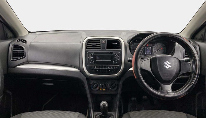 2017 Maruti Vitara Brezza LDI (O), Diesel, Manual, 99,569 km, Dashboard