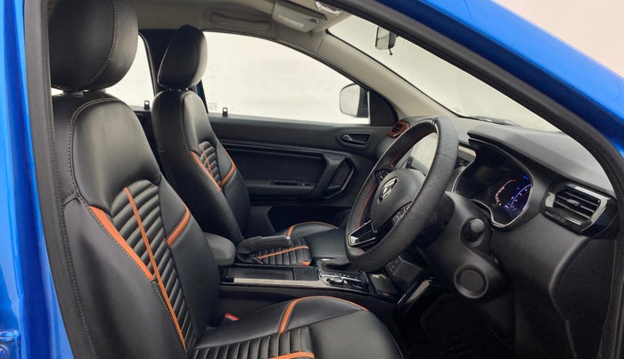 2022 Renault Kiger RXZ TURBO CVT, Petrol, Automatic, 30,529 km, Right Side Front Door Cabin