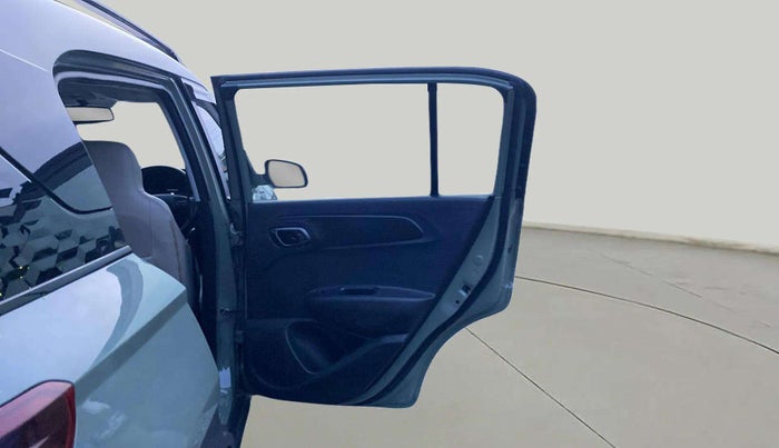 2023 Hyundai EXTER SX(O) CONNECT 1.2 AMT, Petrol, Automatic, 13,108 km, RHS Rear Door