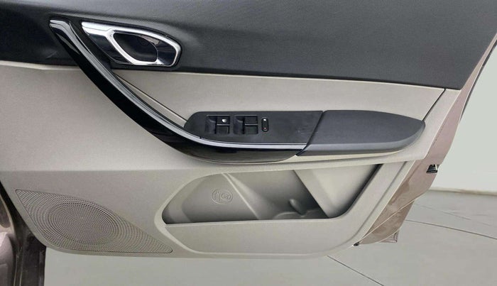 2018 Tata Tiago XZA PETROL, Petrol, Automatic, 70,351 km, Driver Side Door Panels Control