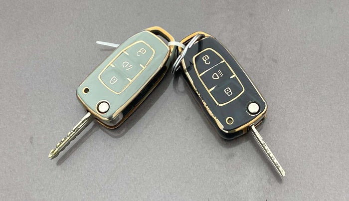 2018 Tata Tiago XZA PETROL, Petrol, Automatic, 70,351 km, Key Close Up