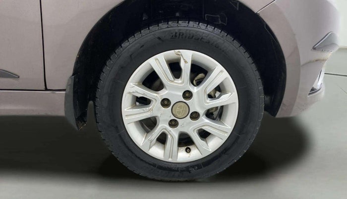 2018 Tata Tiago XZA PETROL, Petrol, Automatic, 70,351 km, Right Front Wheel