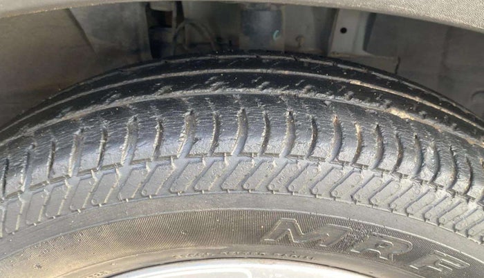 2021 Renault TRIBER RXT, Petrol, Manual, 47,283 km, Left Front Tyre Tread