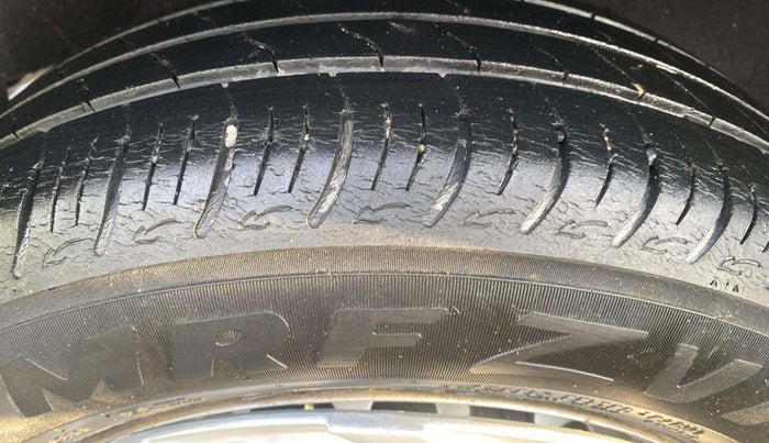 2021 Maruti Baleno SIGMA PETROL 1.2, Petrol, Manual, 40,282 km, Right Rear Tyre Tread