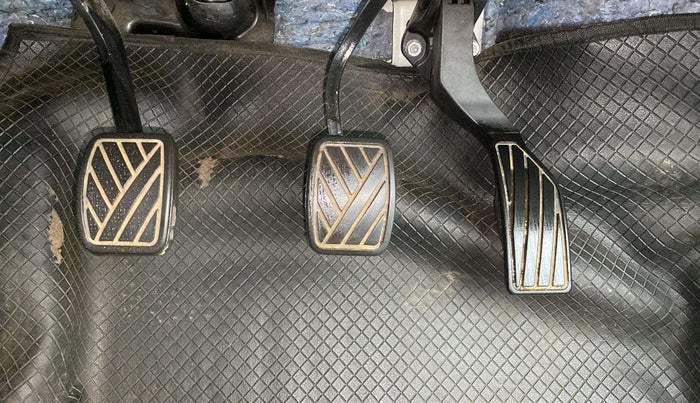 2020 Maruti Vitara Brezza VXI, Petrol, Manual, 28,342 km, Pedals