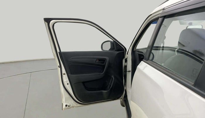 2020 Maruti Vitara Brezza VXI, Petrol, Manual, 28,342 km, LHS Front Door