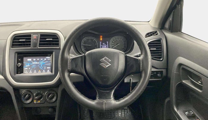 2017 Maruti Vitara Brezza VDI (O), Diesel, Manual, 61,121 km, Steering Wheel Close Up