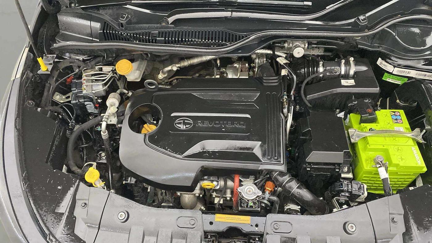 2023 Tata ALTROZ XZ PLUS DIESEL DARK EDITION, Diesel, Manual, 45,697 km, Engine View - Right