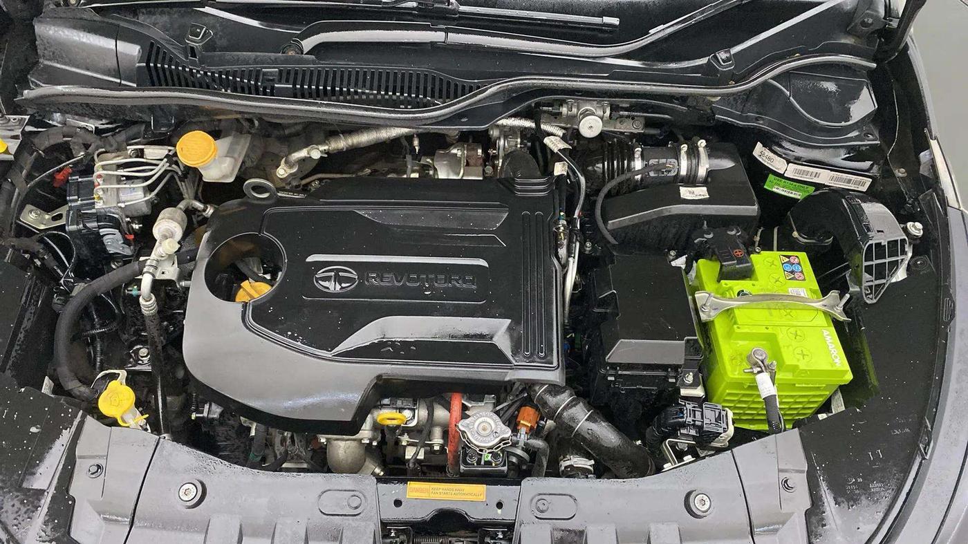 2023 Tata ALTROZ XZ PLUS DIESEL DARK EDITION, Diesel, Manual, 45,697 km, Engine View - Left