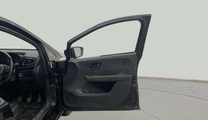 2023 Tata ALTROZ XZ PLUS DIESEL DARK EDITION, Diesel, Manual, 45,482 km, RHS Front Door