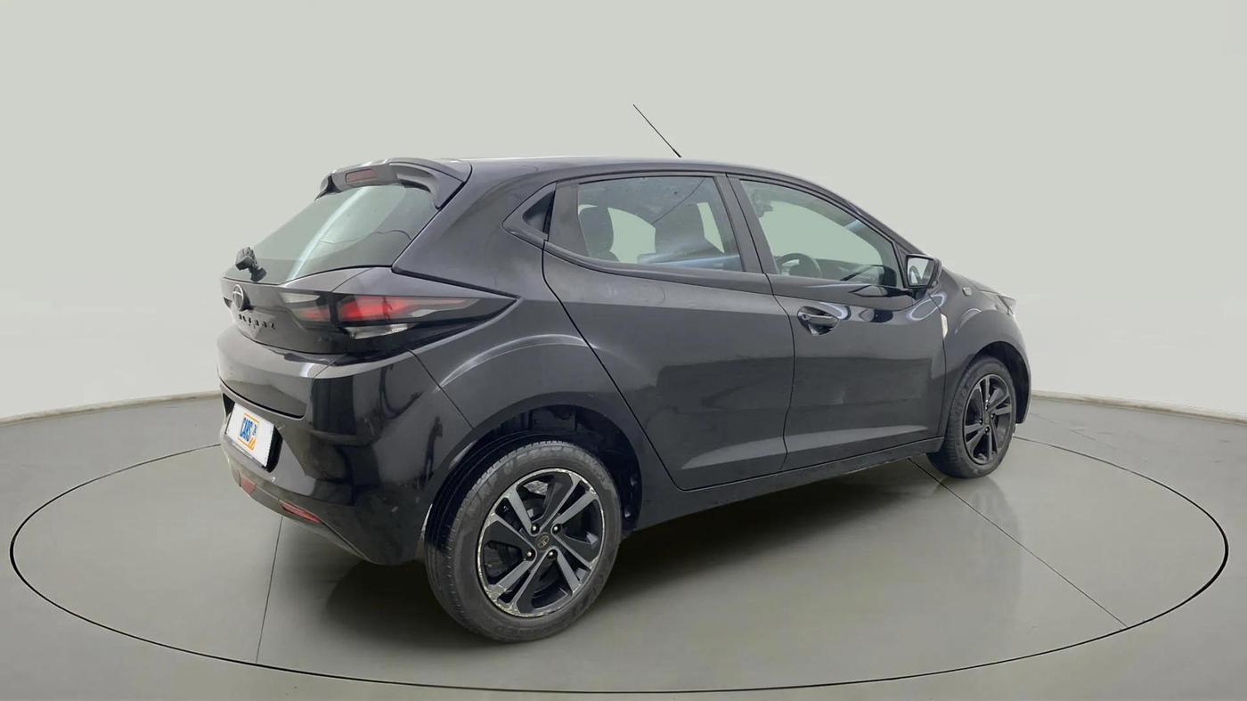 2023 Tata ALTROZ XZ PLUS DIESEL DARK EDITION, Diesel, Manual, 45,697 km, Right Back Diagonal