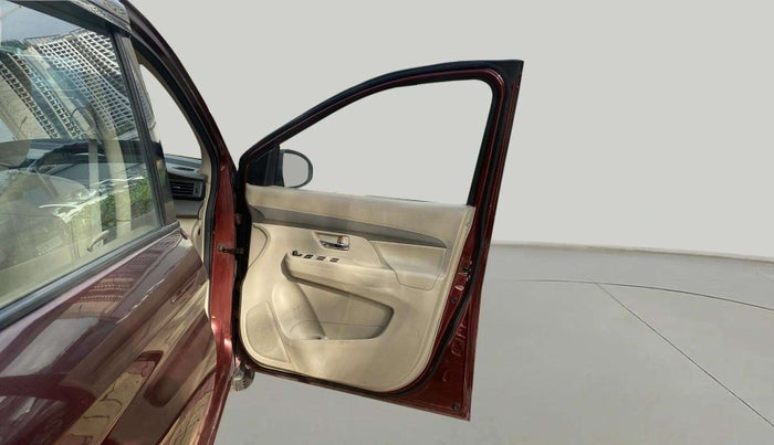 2019 Maruti Ertiga VXI SHVS, Petrol, Manual, 31,769 km, RHS Front Door