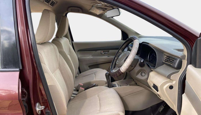 2019 Maruti Ertiga VXI SHVS, Petrol, Manual, 31,769 km, Right Side Front Door Cabin