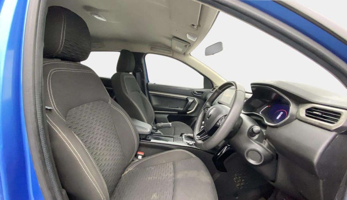 2022 Renault Kiger RXZ TURBO CVT DUAL TONE, Petrol, Automatic, 23,511 km, Right Side Front Door Cabin