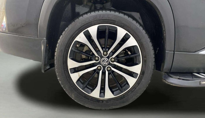 2022 MG HECTOR PLUS SHARP 1.5 PETROL TURBO CVT 6-STR, Petrol, Automatic, 16,989 km, Right Rear Wheel