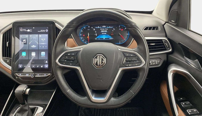 2022 MG HECTOR PLUS SHARP 1.5 PETROL TURBO CVT 6-STR, Petrol, Automatic, 16,989 km, Steering Wheel Close Up