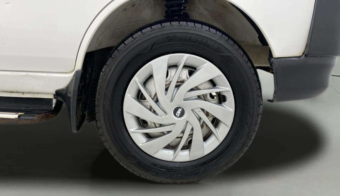 2020 Maruti Eeco 5 STR WITH A/C+HTR, CNG, Manual, 69,516 km, Right Front Wheel