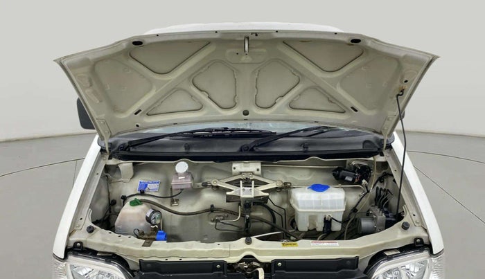 2020 Maruti Eeco 5 STR WITH A/C+HTR, CNG, Manual, 69,516 km, Open Bonet