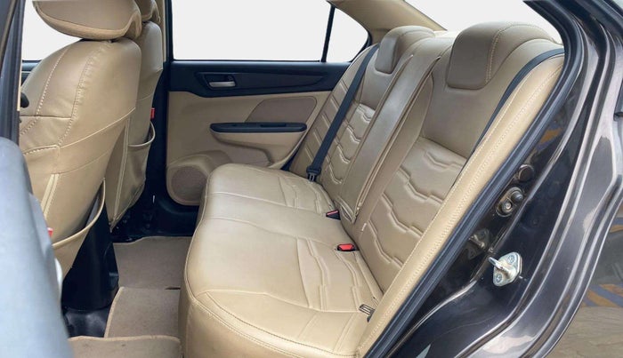 2024 Honda Amaze 1.2L I-VTEC VX CVT, Petrol, Automatic, 24,183 km, Right Side Rear Door Cabin