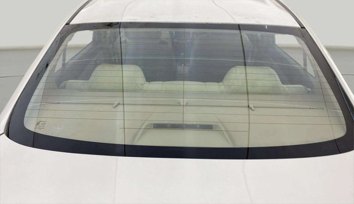 2015 Maruti Ciaz ZDI+, Diesel, Manual, 59,705 km, Rear Windshield