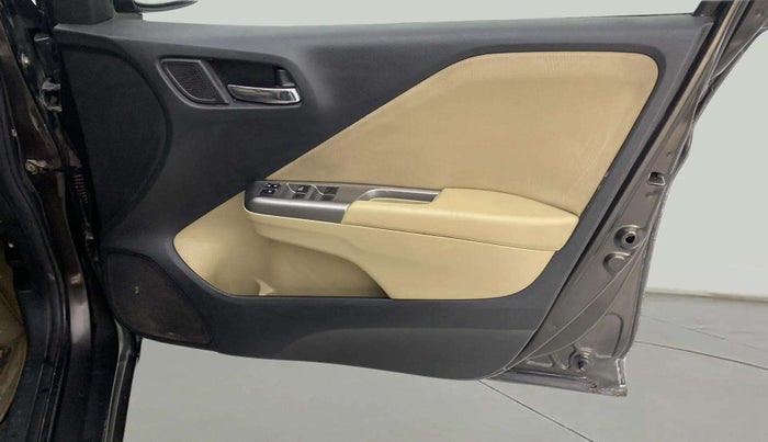 2016 Honda City 1.5L I-VTEC V MT, Petrol, Manual, 81,245 km, Driver Side Door Panels Control
