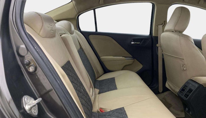 2016 Honda City 1.5L I-VTEC V MT, Petrol, Manual, 81,245 km, Right Side Rear Door Cabin