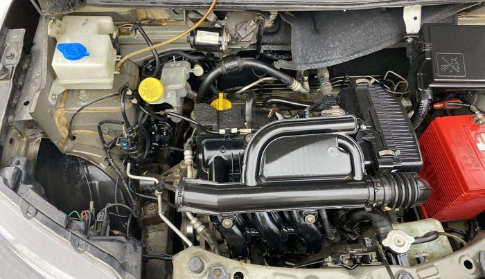 2019 Renault Kwid RXT 1.0 AMT (O), Petrol, Automatic, 27,353 km, Engine View - Right