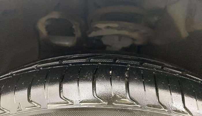2016 Hyundai Grand i10 ASTA (O) AT 1.2 KAPPA VTVT, Petrol, Automatic, 46,056 km, Left Front Tyre Tread