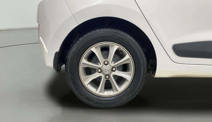 2016 Hyundai Grand i10 ASTA (O) AT 1.2 KAPPA VTVT, Petrol, Automatic, 46,056 km, Right Rear Wheel