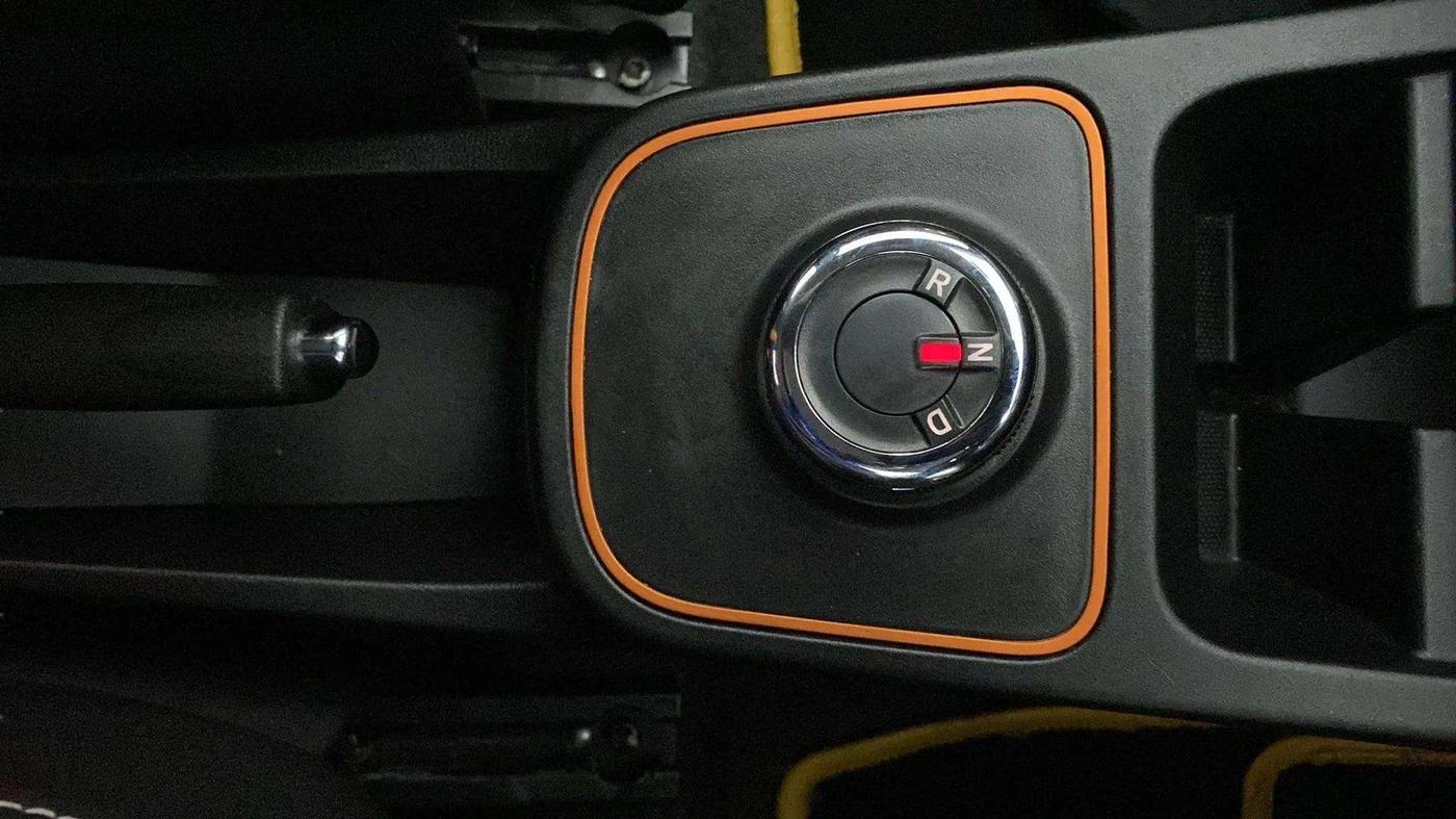 2021 Renault Kwid CLIMBER 1.0 AMT (O) DUAL TONE, Petrol, Automatic, 10,914 km, Gear Lever