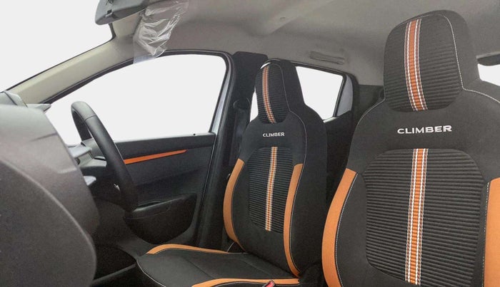 2021 Renault Kwid CLIMBER 1.0 AMT (O) DUAL TONE, Petrol, Automatic, 10,914 km, Right Side Front Door Cabin