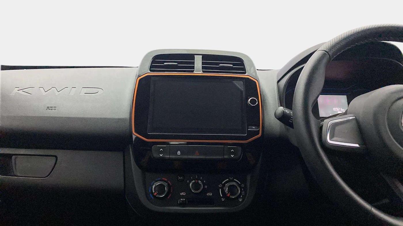 2021 Renault Kwid CLIMBER 1.0 AMT (O) DUAL TONE, Petrol, Automatic, 10,914 km, Air Conditioner