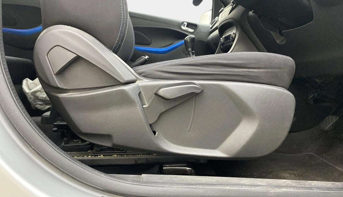 2019 Ford New Figo TITANIUM BLU 1.2 PETROL, Petrol, Manual, 86,288 km, Driver Side Adjustment Panel