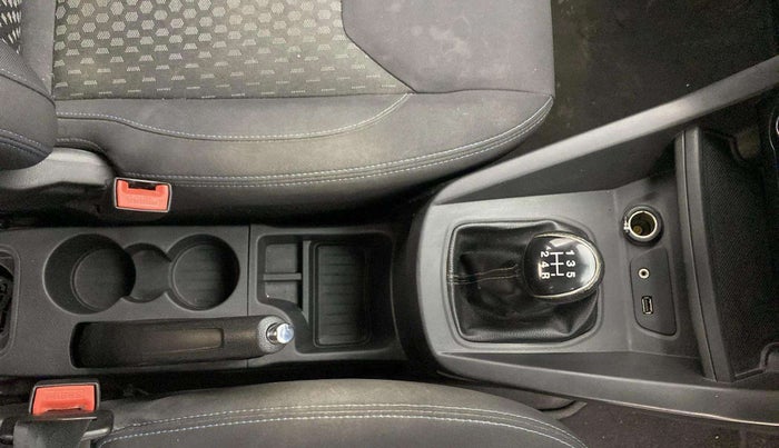 2019 Ford New Figo TITANIUM BLU 1.2 PETROL, Petrol, Manual, 86,288 km, Gear Lever