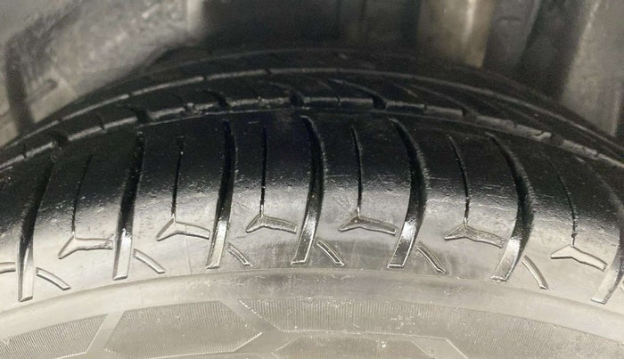 2019 Ford New Figo TITANIUM BLU 1.2 PETROL, Petrol, Manual, 86,288 km, Left Rear Tyre Tread