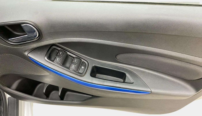 2019 Ford New Figo TITANIUM BLU 1.2 PETROL, Petrol, Manual, 86,288 km, Driver Side Door Panels Control